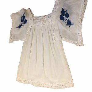 Sincerely Mary white cotton blouse size small